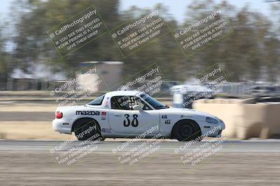 media/Jun-02-2024-CalClub SCCA (Sun) [[05fc656a50]]/Group 3/Qualifying/